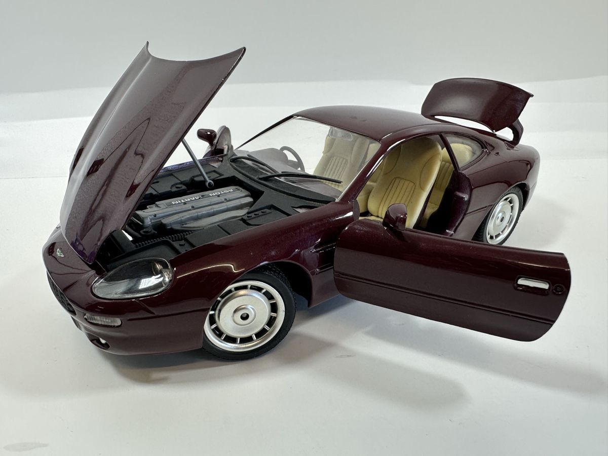 Aston Martin Modellautos: Aston Martin DB7 1:18, GUILOY – Gebraucht aus Zofingen von rf9_x2xt 8