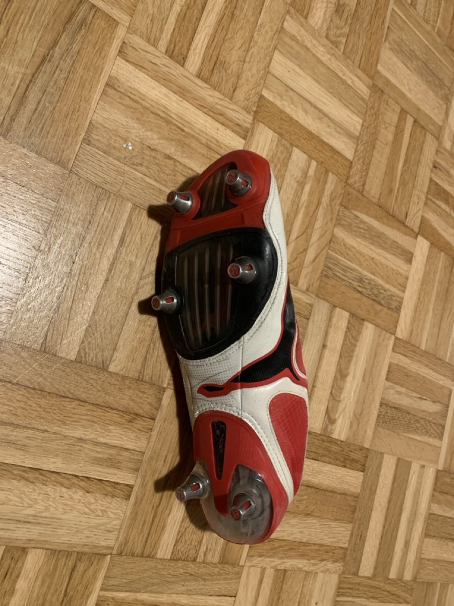 Puma Scarpe da uomo: Puma Fussballschuhe 44.5 – Usato da Schmitten FR venduto da alpi. 3