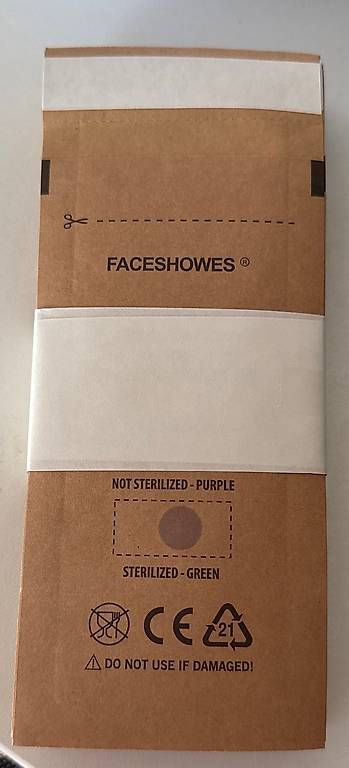 Komplettküchen: Faceshowes – Neu und originalverpackt aus Hinwil von Ma_ma_1921