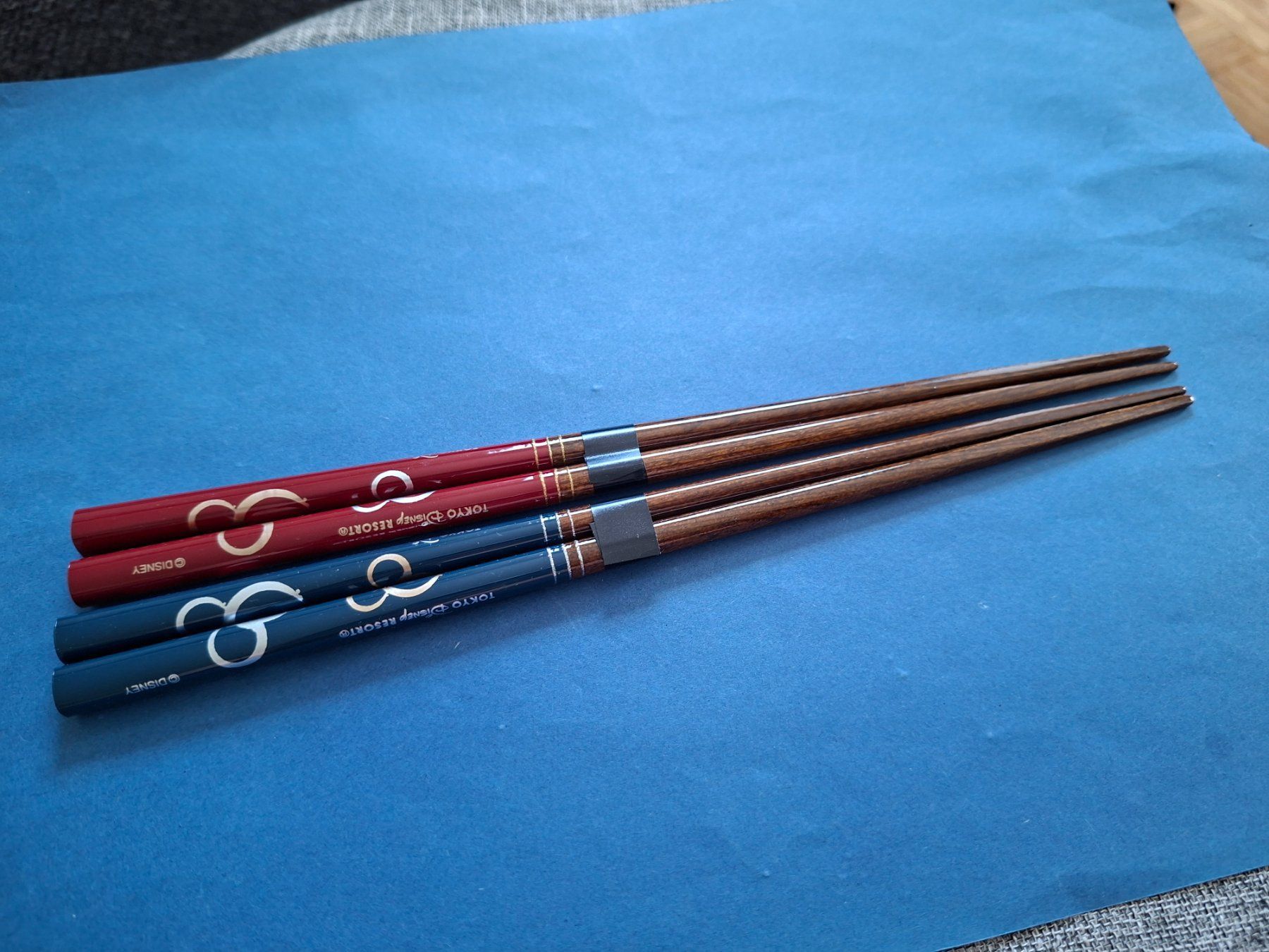 Couverts: Made in Japan Disney lacquerware CHOPSTICKS set/Stäbchen! – Neuf (Voir description) à Goldach par mamakotzi 4