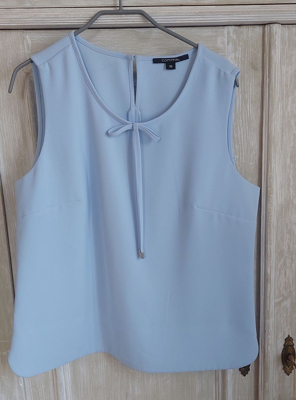 Opus Camicette: Chemisier bleu clair, Comma, taille 38 – Nuovo (secondo la descrizione) da Payerne venduto da memich