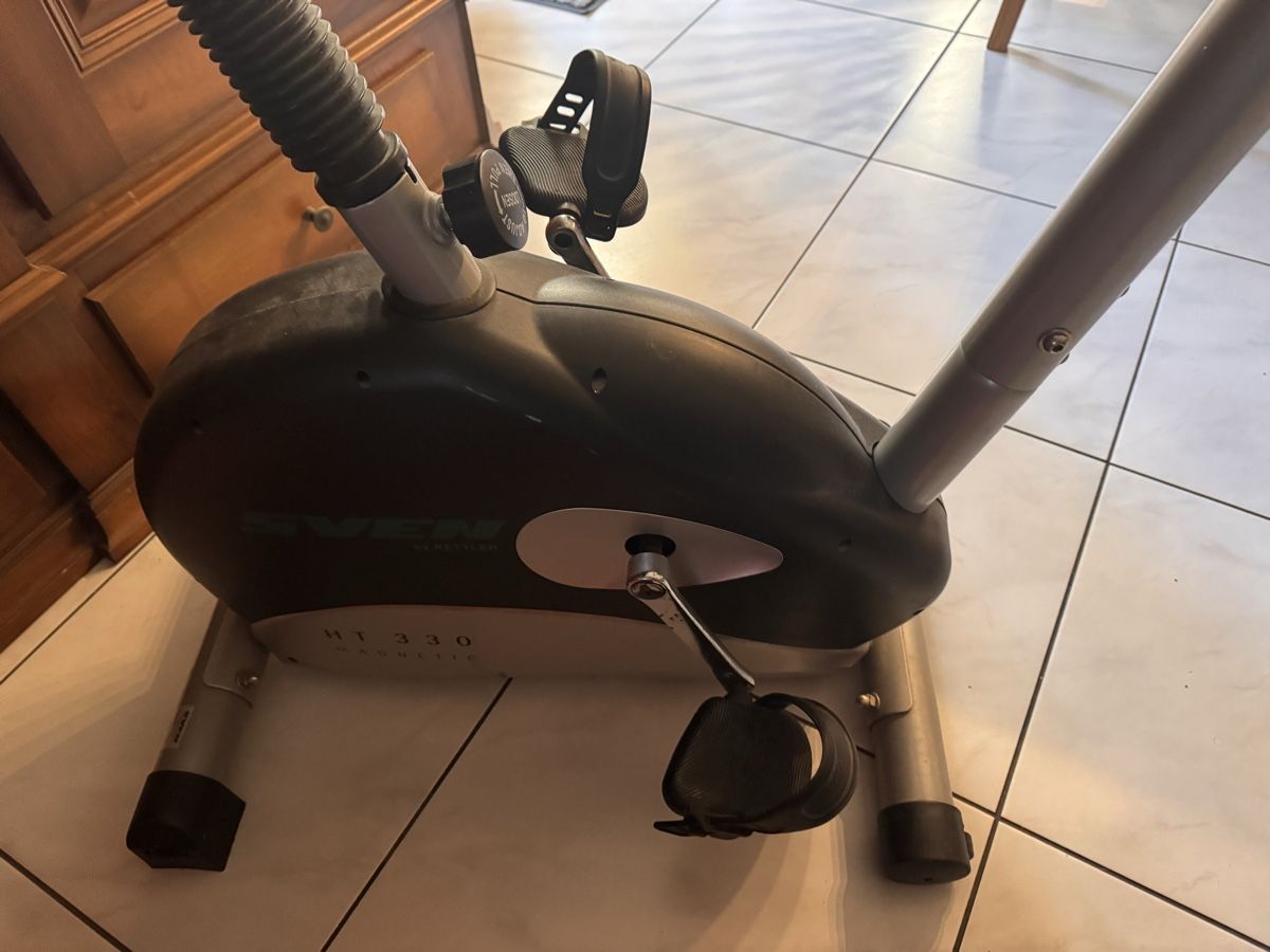 Vélos d'appartement: Heimtrainer-Sven HT 330 exercise bike – D'occasion à Olten par Asaliya 2