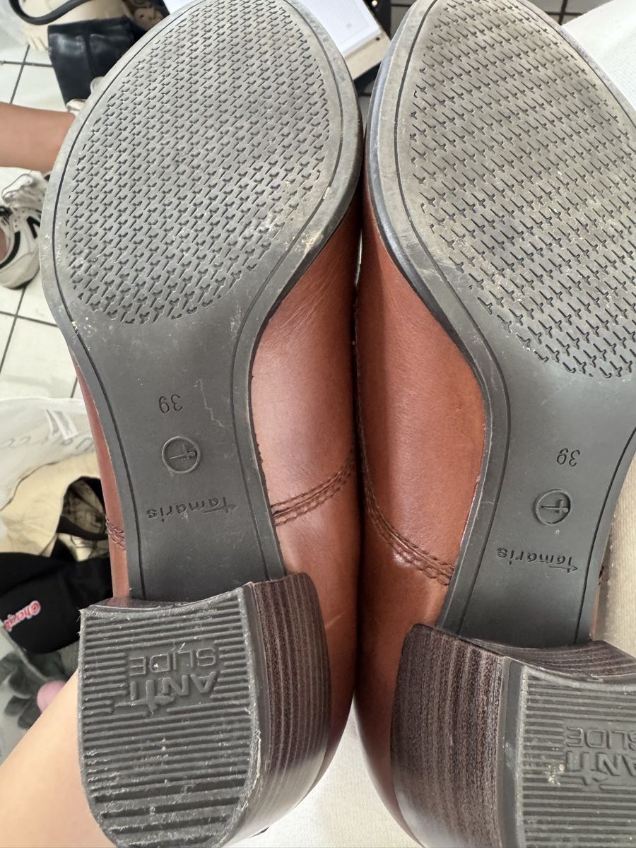 Tamaris Scarpe da donna: Tamaris Lederschuhe, Braun, Gr. 39. – Nuovo (secondo la descrizione) da Adligenswil venduto da agr_6pqd 3