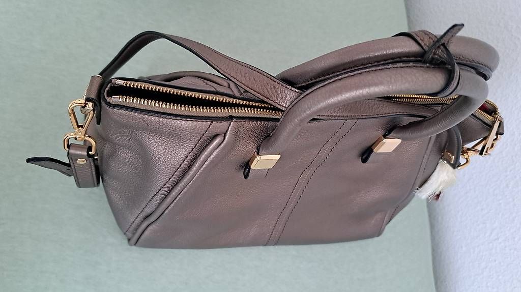 Taschen für Damen: Grosse Leder-Handtasche, Marke NINE WEST – Gebraucht aus Uetikon am See von graziella82 4