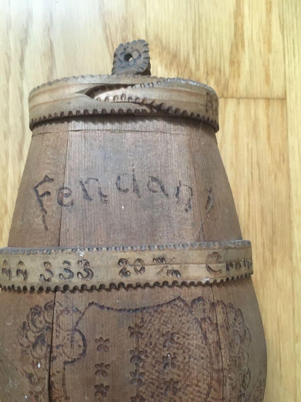 Tazze: Weinbecher Holz mit Deckel – Usato da Bellinzona venduto da eri_5kqz 1