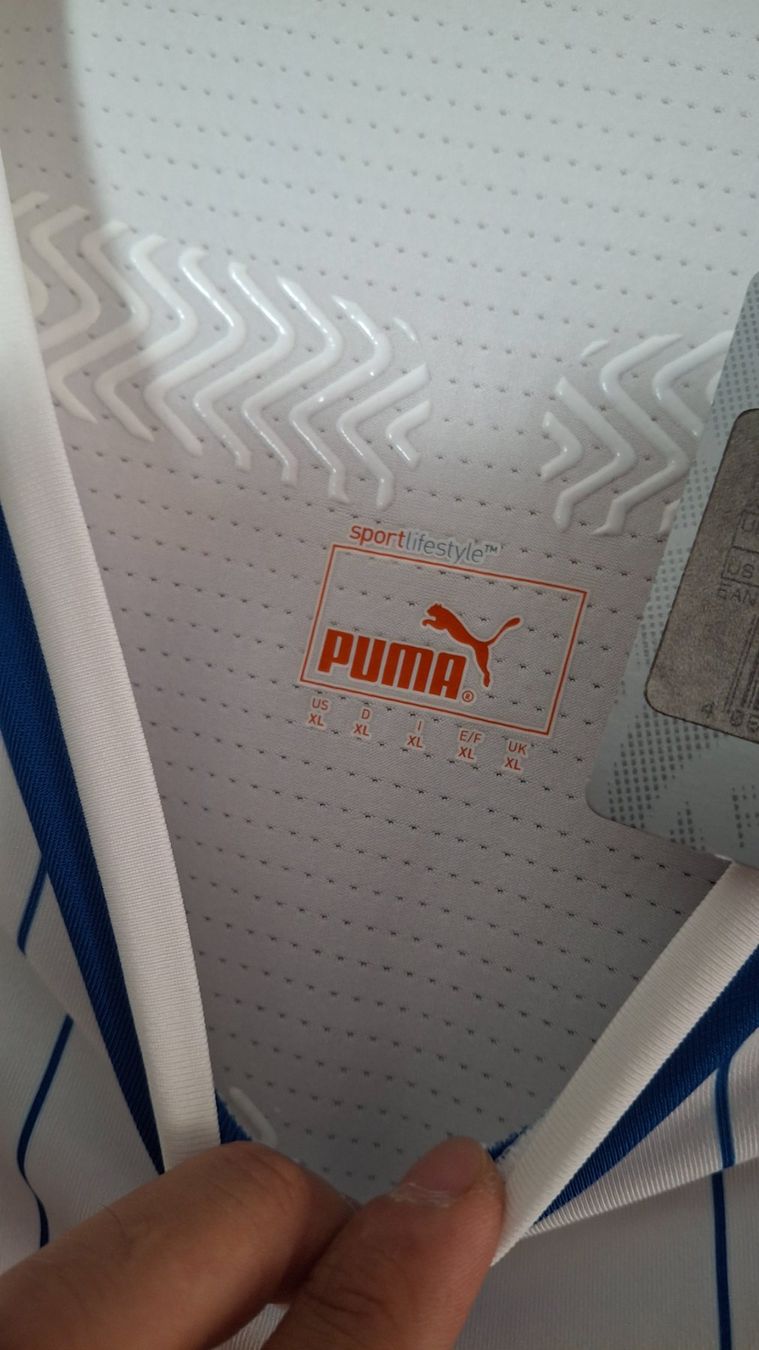 Puma Maillots de corps & Pantalons: Italie 2014 player version puma world cup – D'occasion à Yverdon-les-Bains par flo_8fgr 3