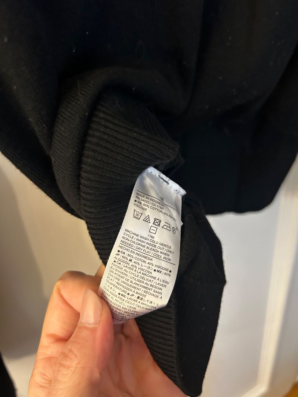 Banana Republic Maglioni & Felpe: Banana Republic Pullover: Gr. M, black – Usato da Basel venduto da Interstellar85 3