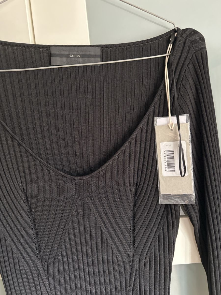 Guess Vestiti: Guess Kleid M – Nuovo e nell'imballaggio originale da Oberdorf BL venduto da Luka02 1