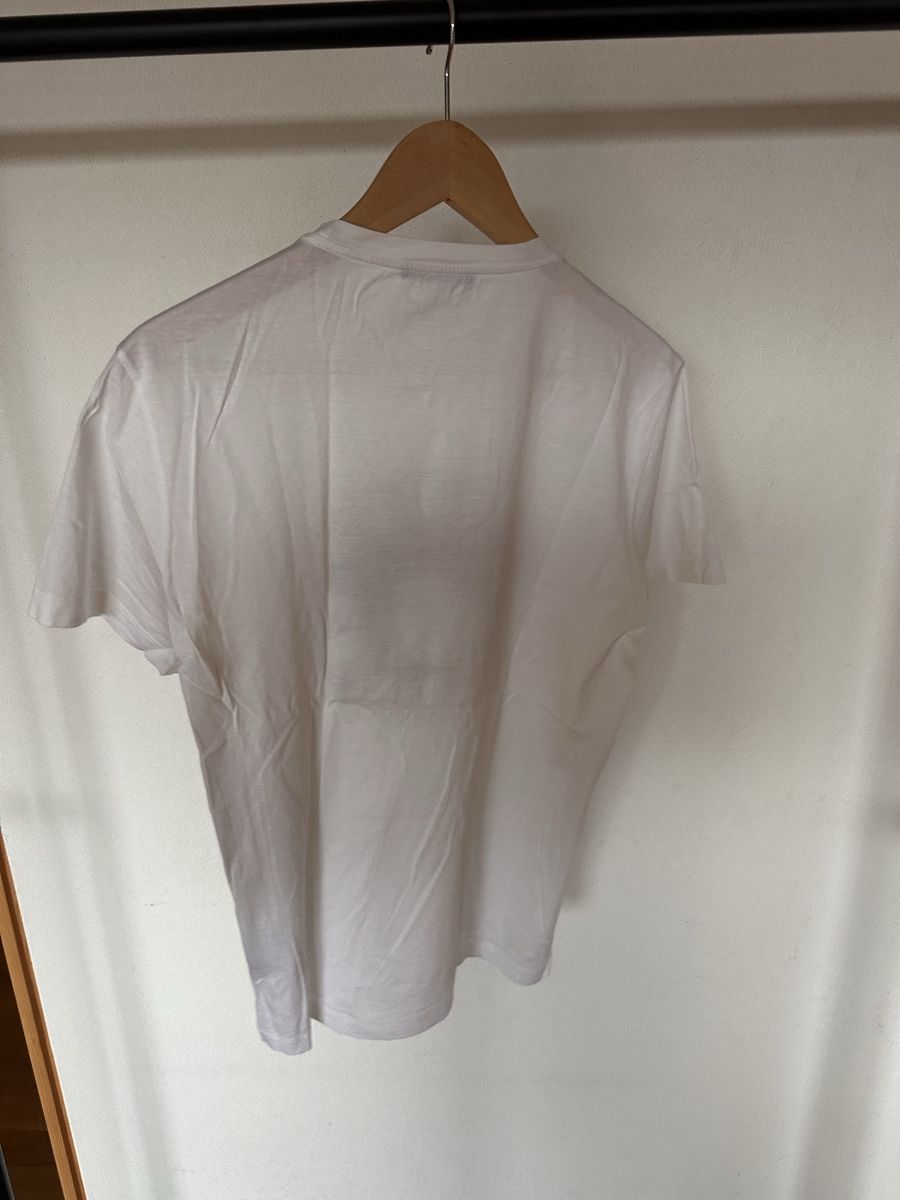Versace T-shirt: Versace T-Shirt, Kollektion – Usato da Chur venduto da lululemooon 1
