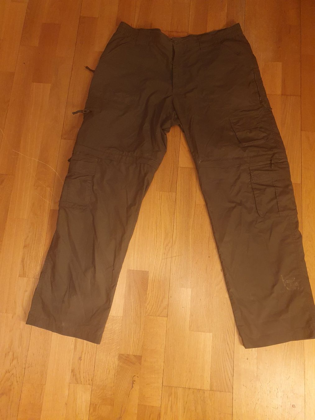 Pantaloni: CANDA Freizeithose oliv Grösse 56 – Usato da Zürich venduto da loosebone
