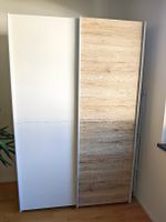 Schrank weiss/Holzoptik 