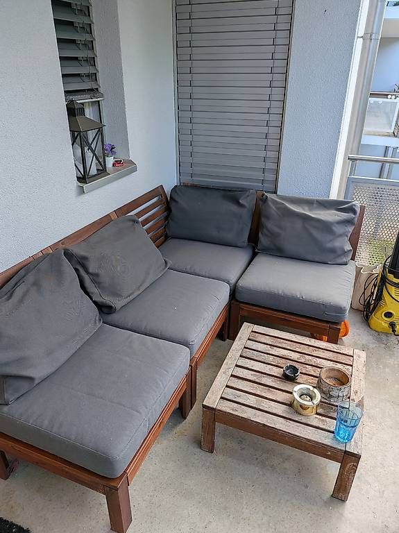 Set de table et chaises: Gartenlounge / Gartenmöbel – D'occasion à Zofingen par yanik38 1
