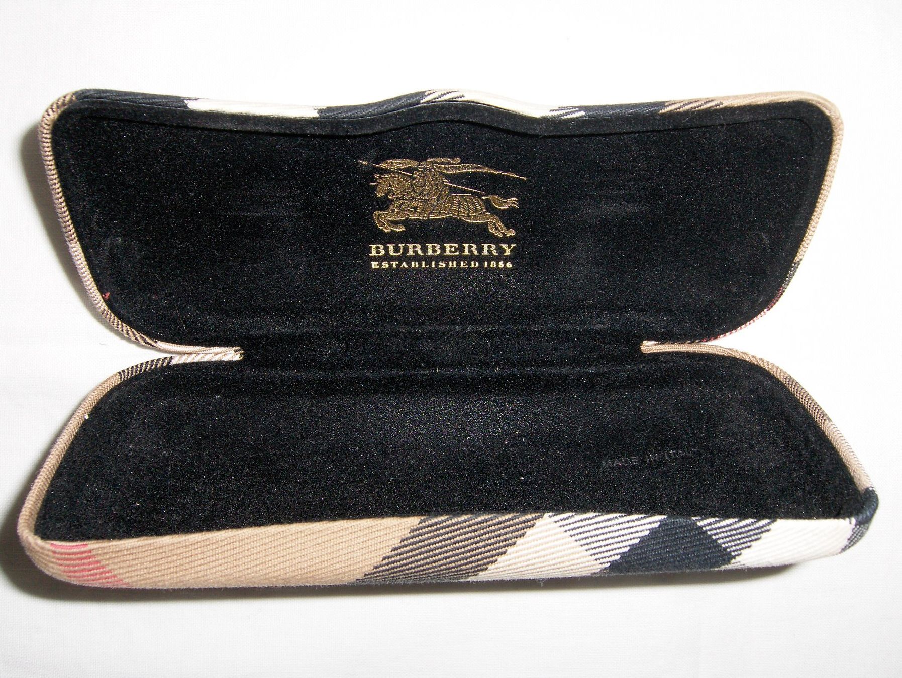 Burberry Altro in  Abbigliamento & Accessori: Burberry Brillenetui – Usato da Dübendorf venduto da alracfo 4