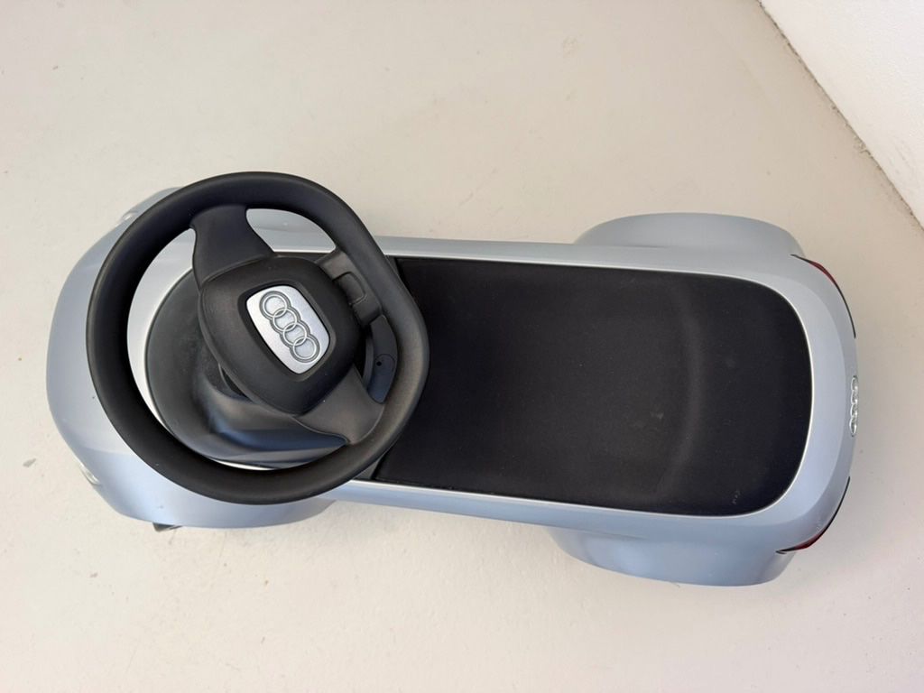 Fahrzeuge für Kinder: Audi Rutschauto – Gebraucht aus Bubendorf von glitchCat 2