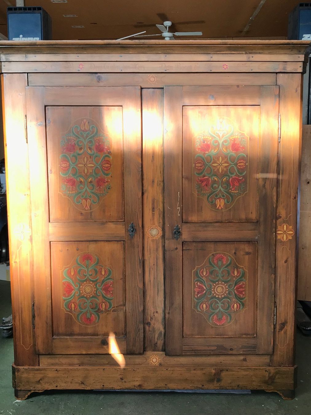 Armadi: Bauernschrank – Usato da Bern venduto da kaefer555