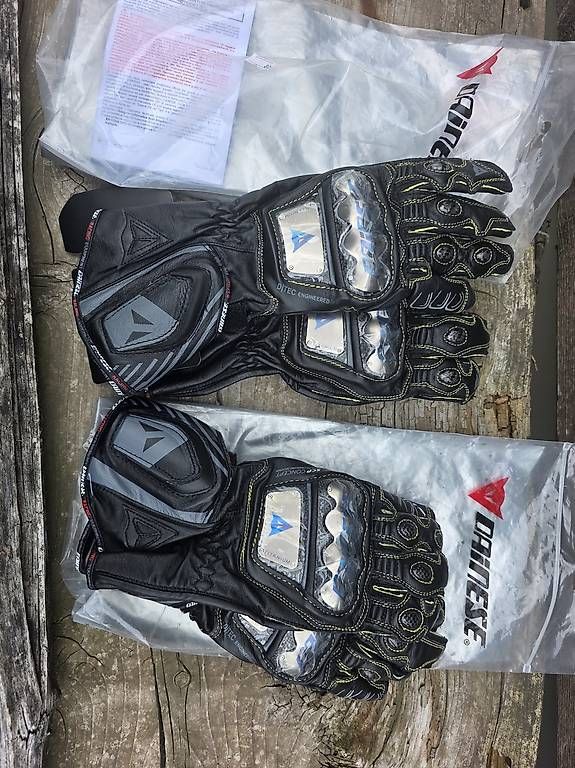 Handschuhe & Handstulpen: guanti nuovi taglia M e L  – Gebraucht aus comano von alangoa 2