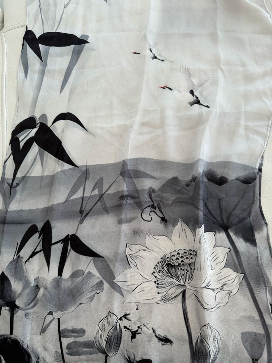 Foulard & Sciarpe: Seıden Schal 🌸 – Usato da Opfikon venduto da Luis144 4