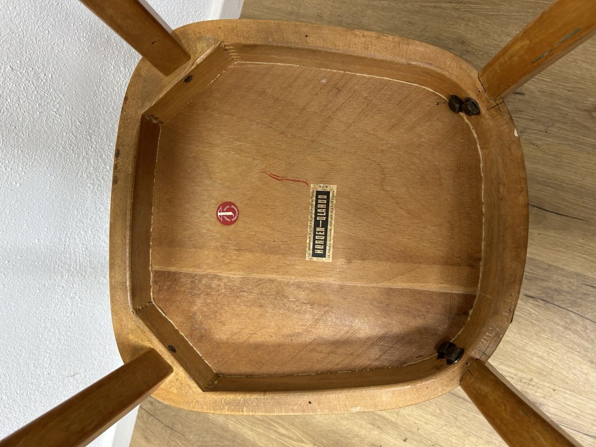 Horgen Glarus Stühle: Spezieller Beizenstuhl Horgen Glarus – Gebraucht aus Basel von MoebelSackmann 3