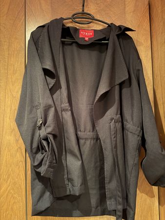Guess Jacke Grösse S neuwertig