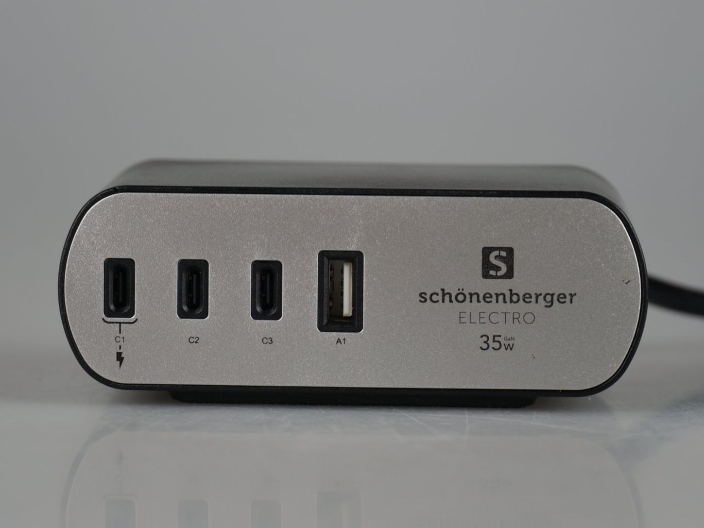 Spine: Schönenberger PowerHub 35W PD – Usato da Rüti ZH venduto da Restwert_Rueti_ZH 1