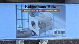 Katzenhaus Holz mit Kratzmatte 50x50x50cm neu und OVP