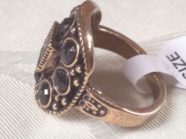 Anelli: Eleganter Damen Ring – Nuovo (secondo la descrizione) da Schaffhausen venduto da vintageville 2