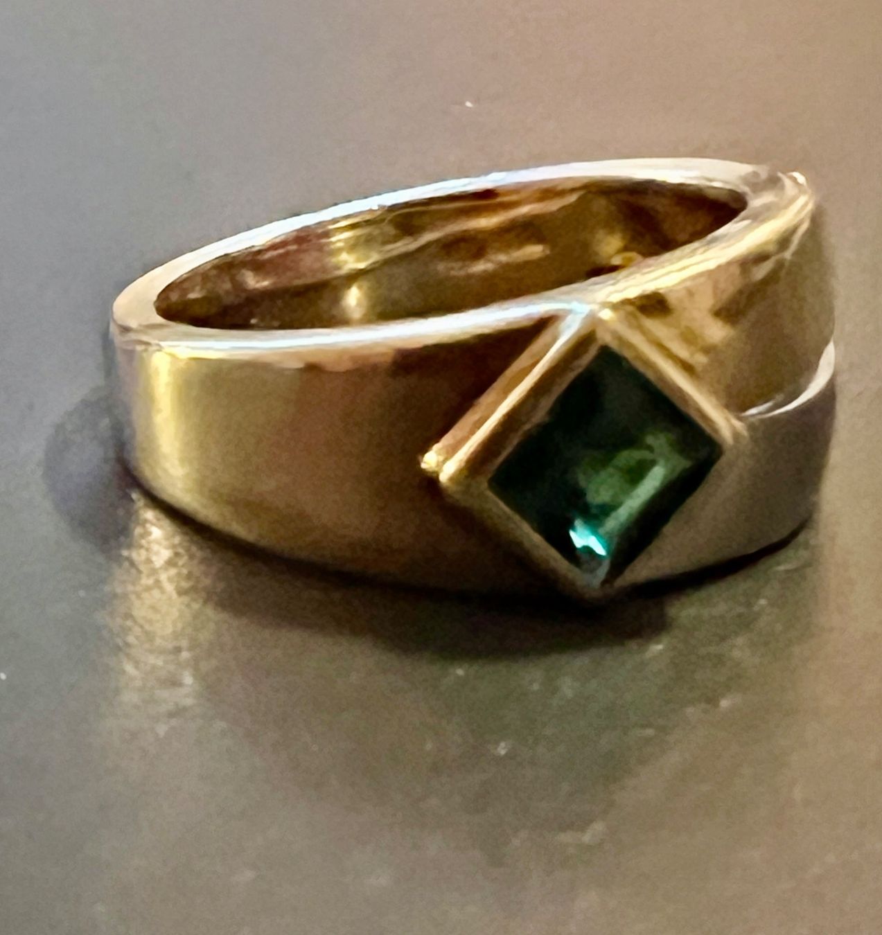 Anelli: Gold-Ring 18 K mit Turmalin – Usato da Chur venduto da Penting1935 3