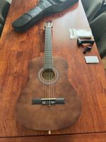 Gitarre mit Tasche und Zubehör