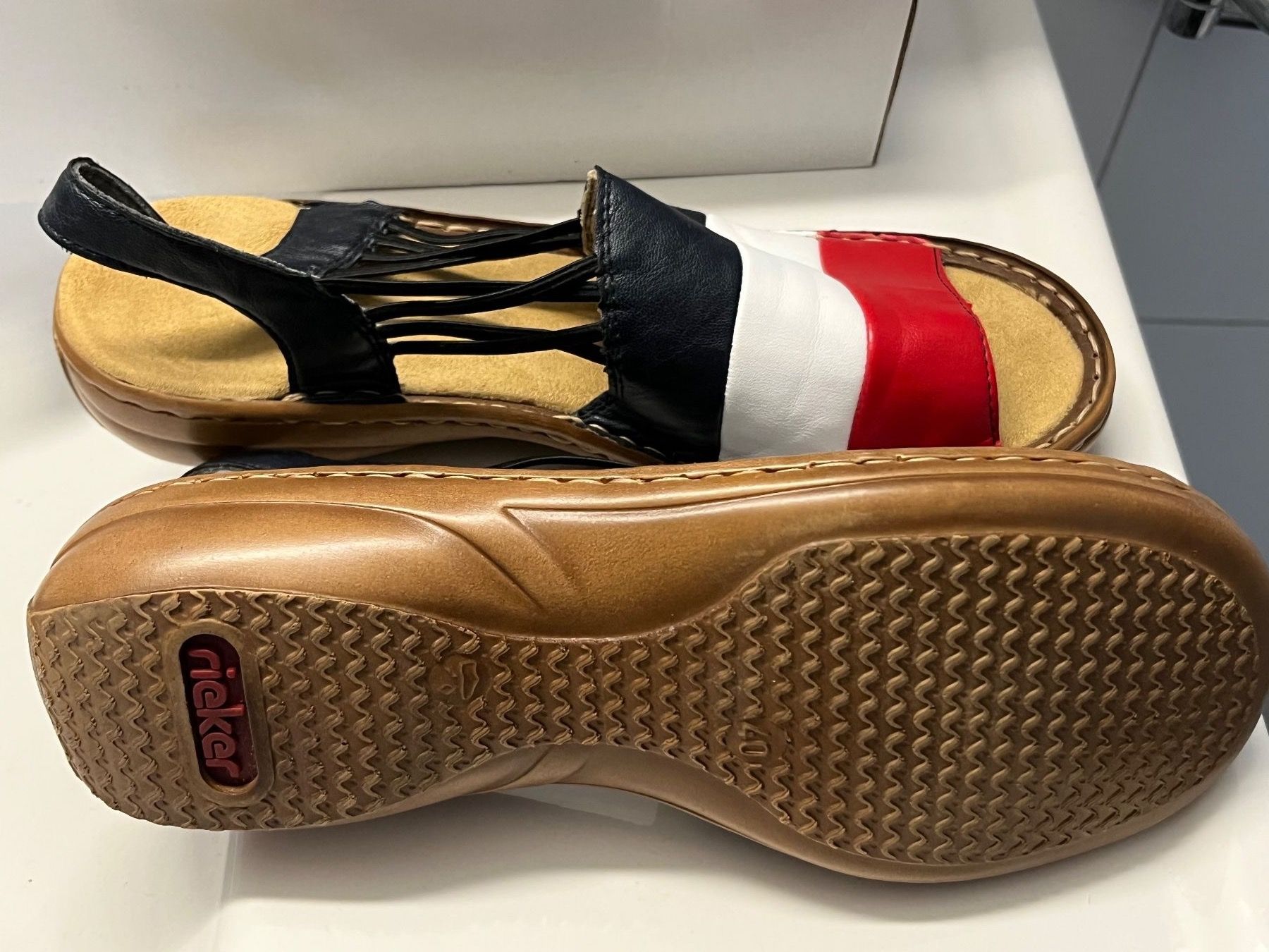 Rieker Damenschuhe: Rieker Sandalen Gr. 40 – Neu und originalverpackt aus Birmenstorf AG von BMW.M5 5