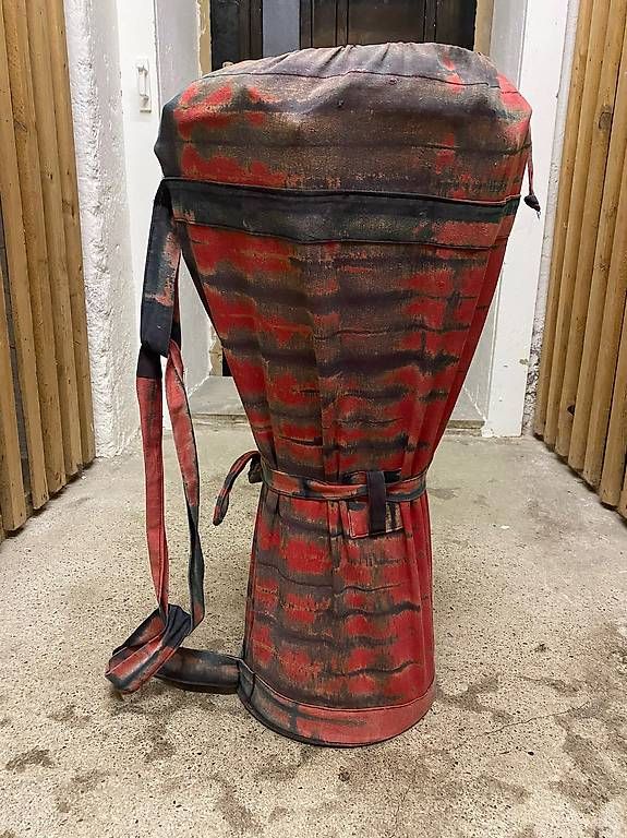 Strumenti musicali: Djembe Berchtold  – Usato da Zürich venduto da TruudiT 1