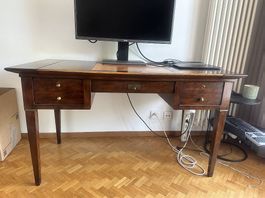Bureau style Louis-Philippe en bois massif 