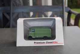 Mercedes L319 1:43 Premium ClassiXXs