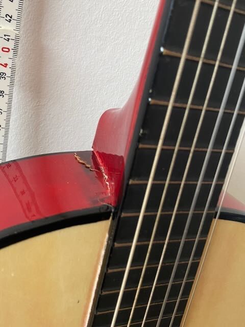 Instruments de musique: Spiel Gitarre – Défectueux à Neuenkirch par Magmatom 3