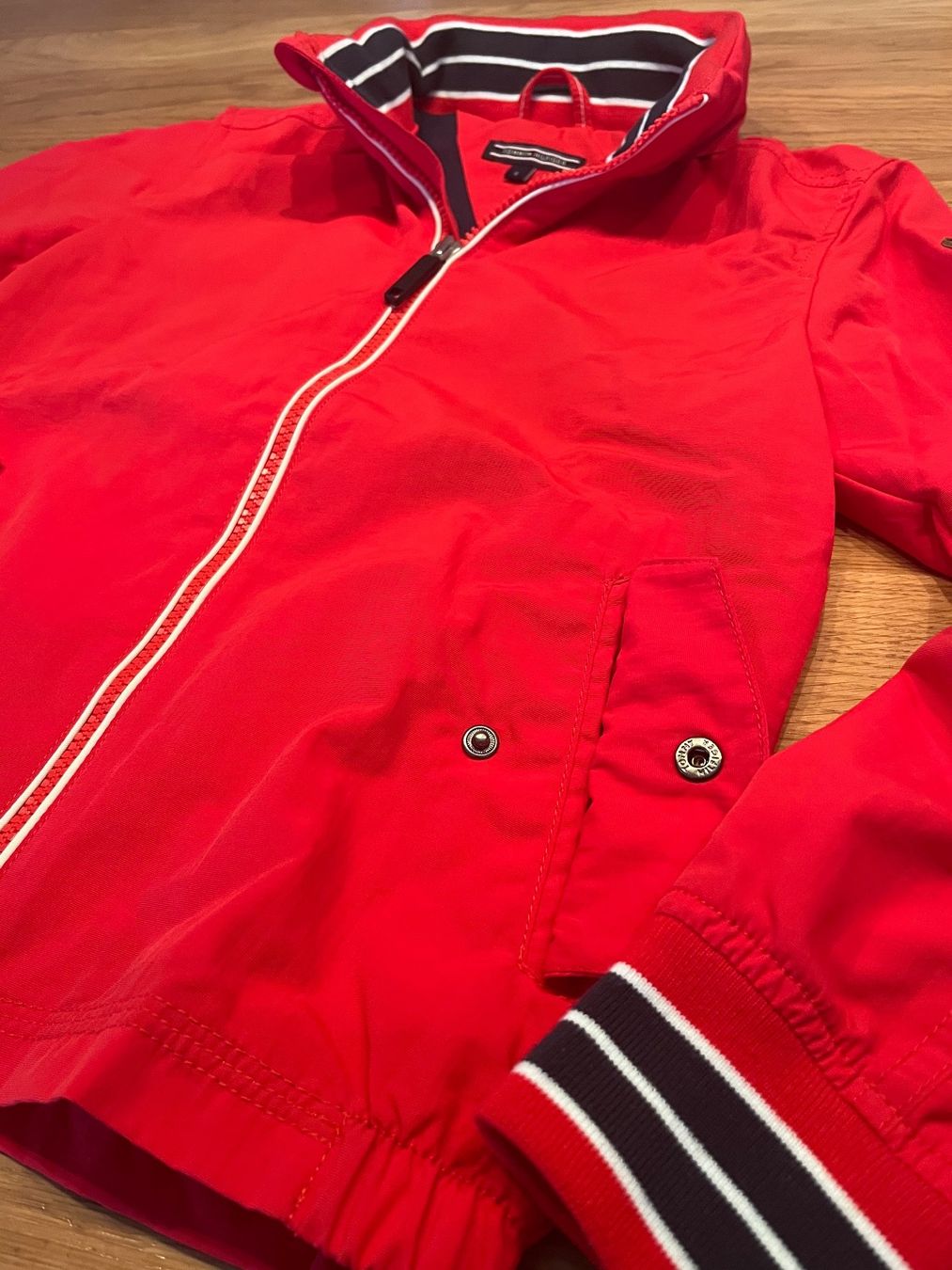 Tommy Hilfiger Jacken & Mäntel: Tommy Hilfiger Jacke neuwertig – Neu (gemäss Beschreibung) aus Zürich von asocaciu 4
