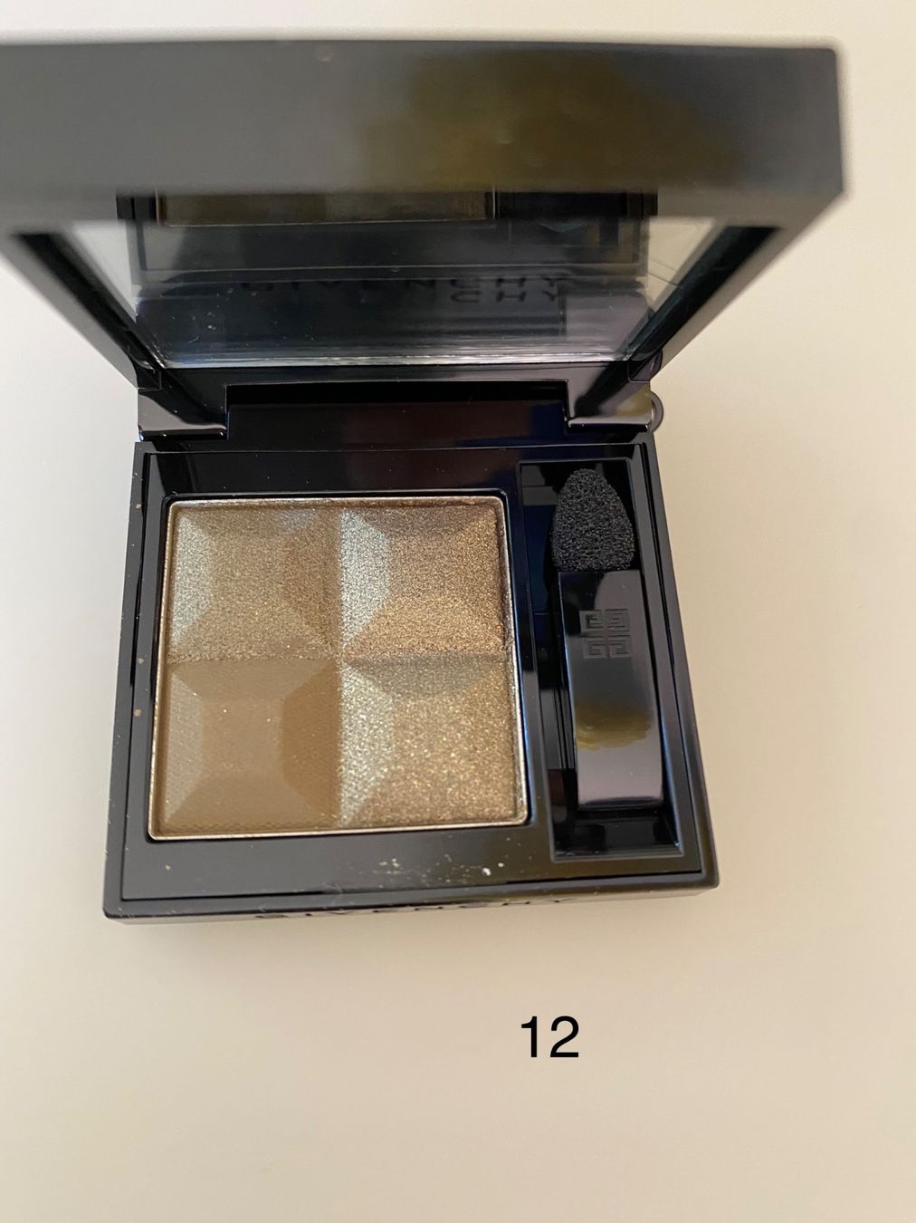 Givenchy Make-up: Givenchy Ombre Couture Palette et neuf – Nuovo (secondo la descrizione) da Pully venduto da Natala