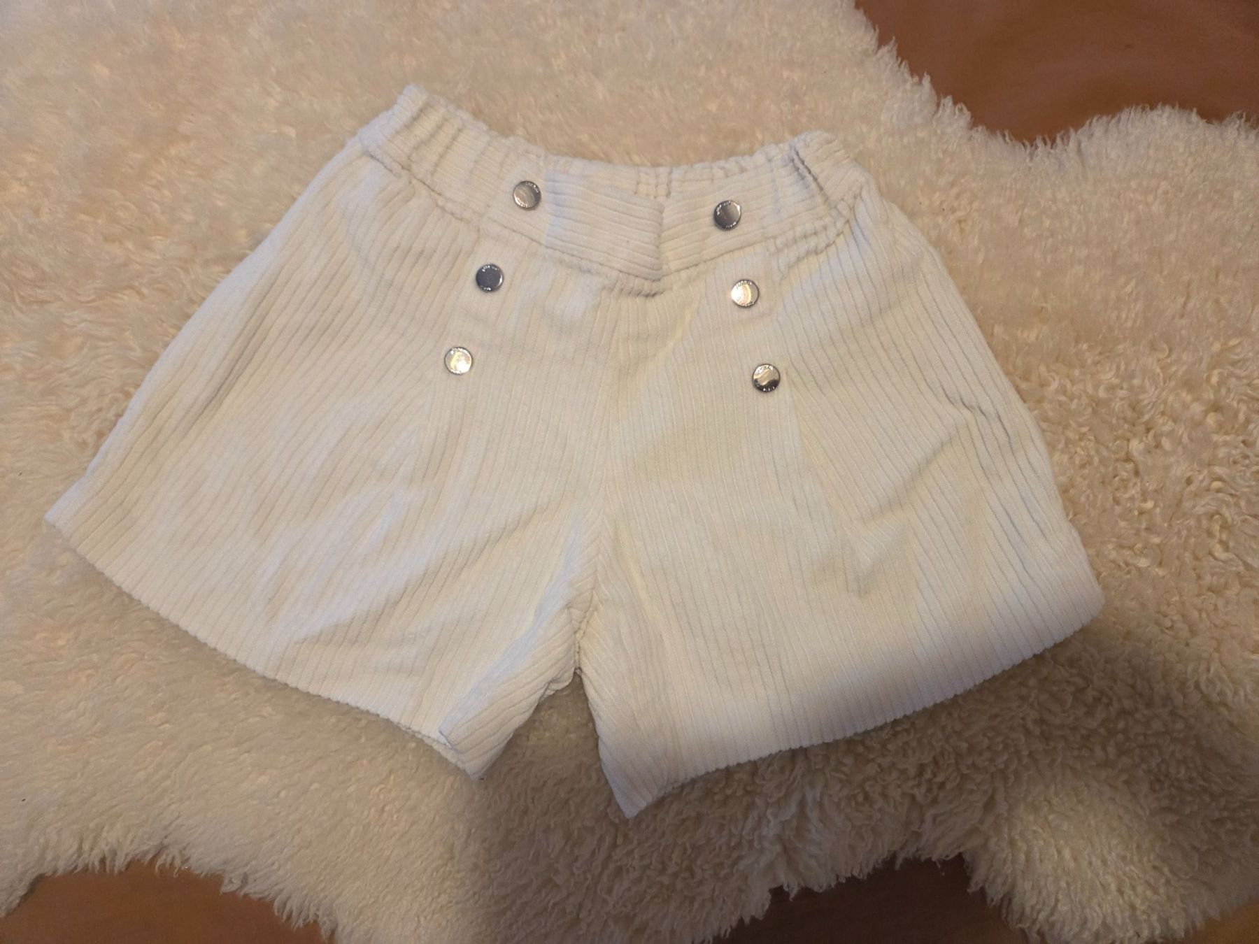 Jacadi Hosen: Short jacadi – Gebraucht aus Founex von jen_hb65