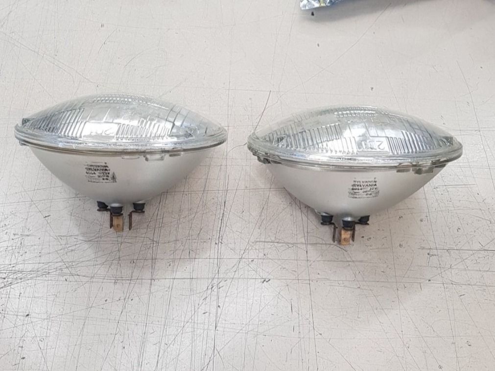 Fari: Scheinwerfer Sealed Beam Sylvania 6014 12v Oldtimer – Usato da Niederrohrdorf venduto da freestyle01 1