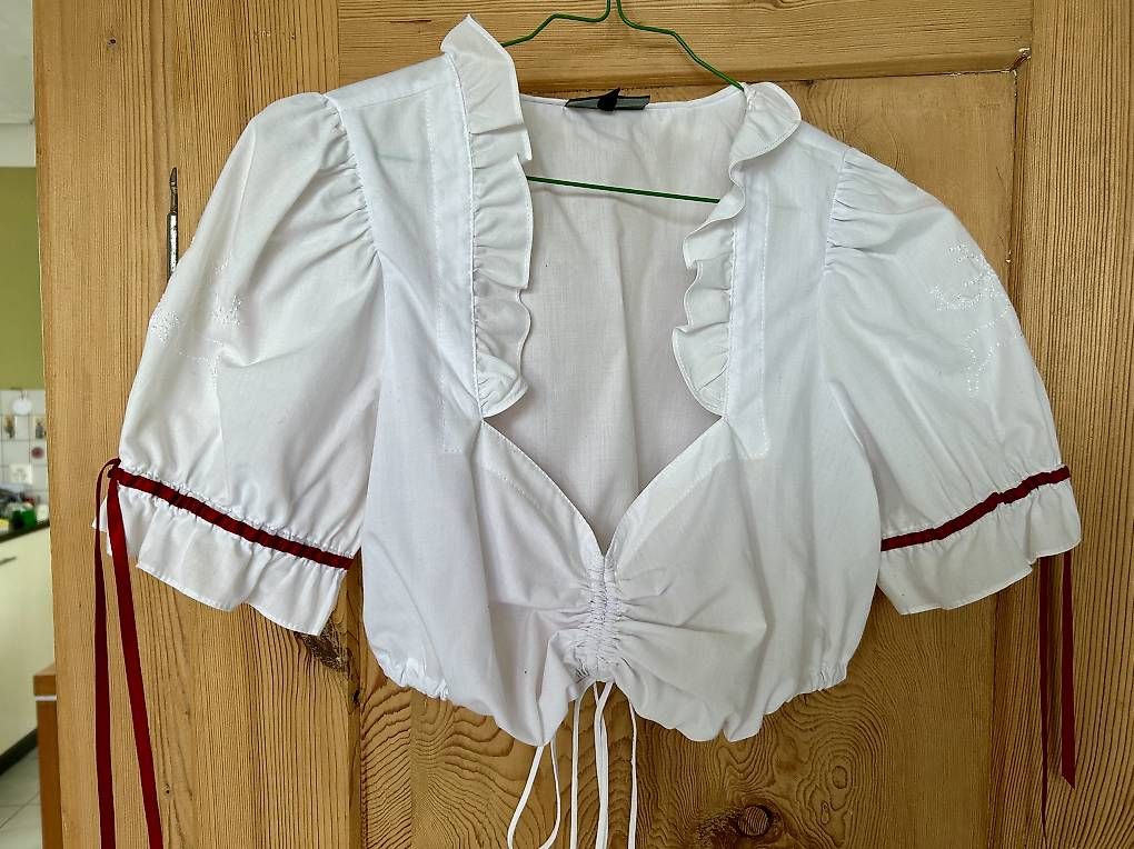 Vestiti: Dirndl  – Usato da Stans venduto da Shorteri 1