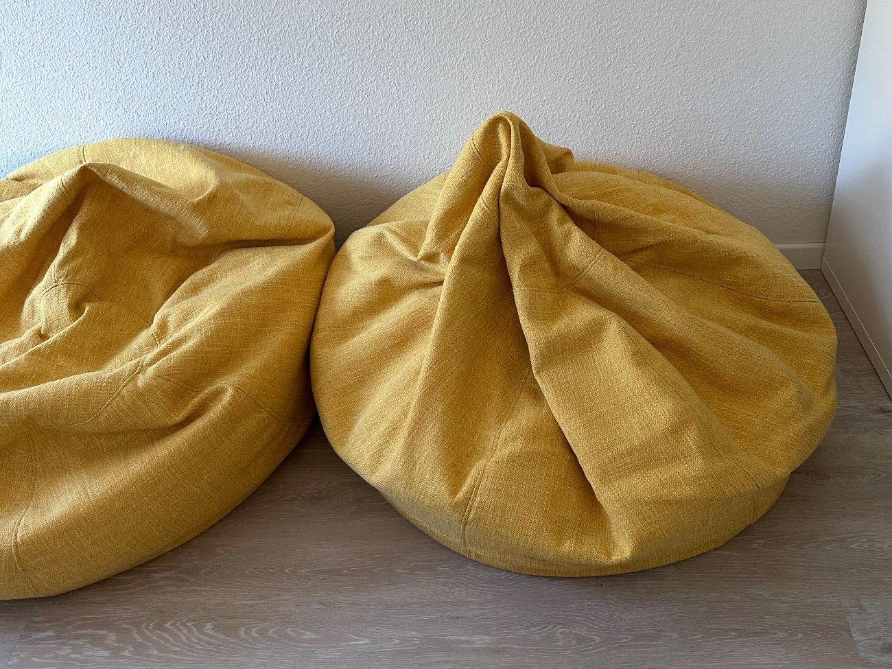 Fauteuils: 2 Sitzsäcke / Sessel – D'occasion à Zürich par bla_7sgh 1