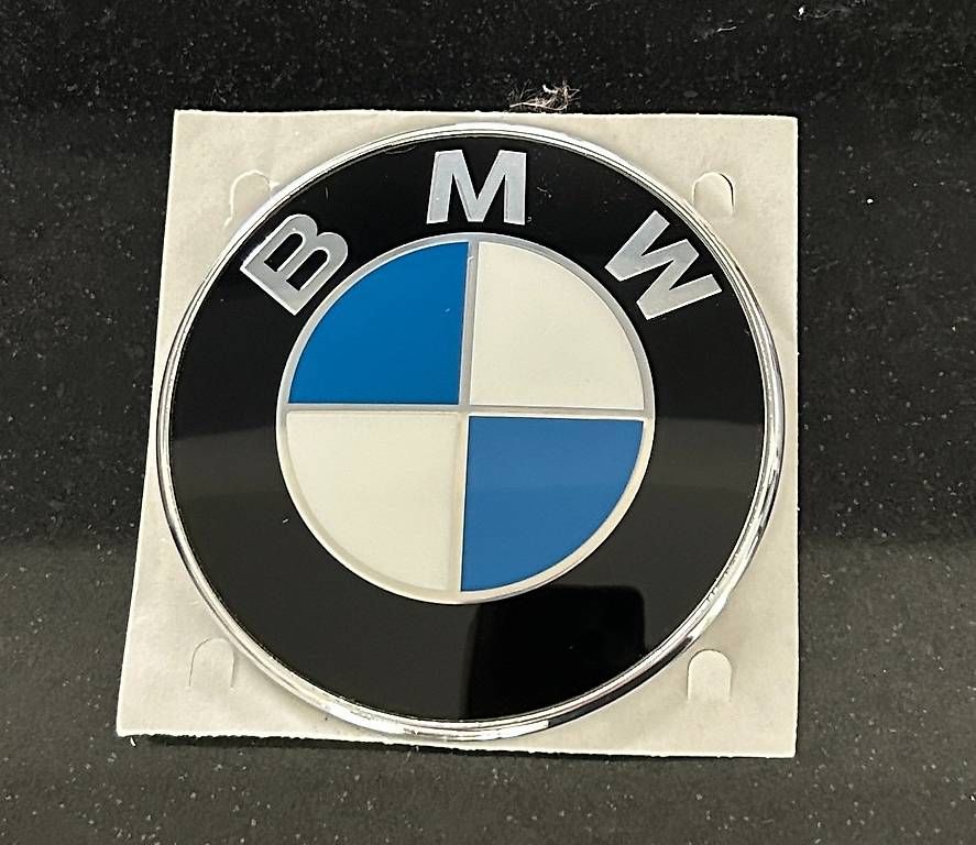 Tutti i ricambio: BMW Logo Emblem – Usato da Matzingen venduto da roli_14gr