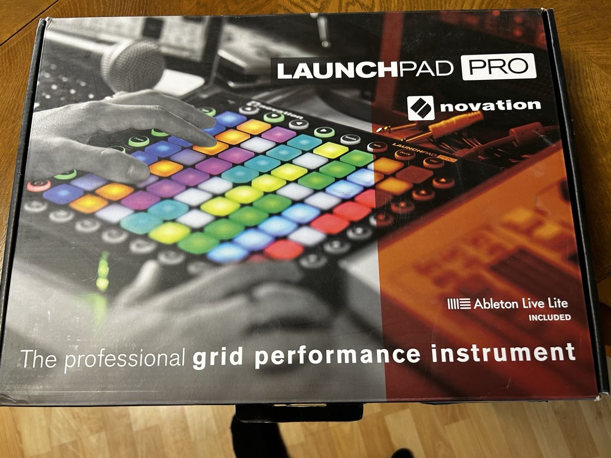 Novation Instruments de musique: Novation Launchpad pro Midi controller – D'occasion à Winterthur par negrito02