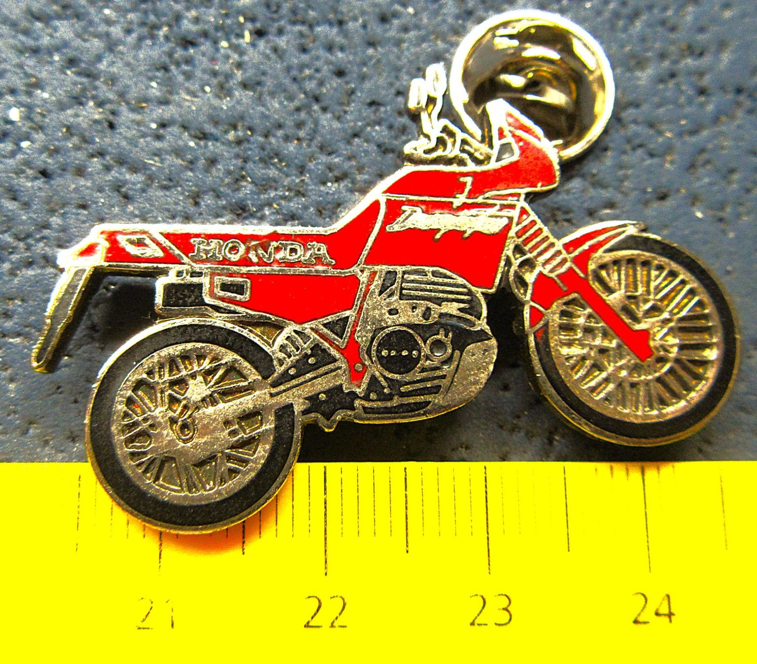 Plaketten & Abzeichen: HONDA MOTORRAD PIN – Gebraucht aus Ettingen von Hausi4711