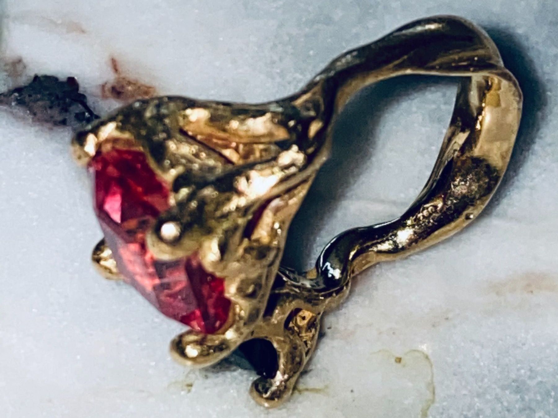 Llan Valls Joies Ringe: LLAN VALLS©️™️ Stackable Padparadscha Sapphire Green Garnet – Gebraucht aus Birsfelden von Brut 8