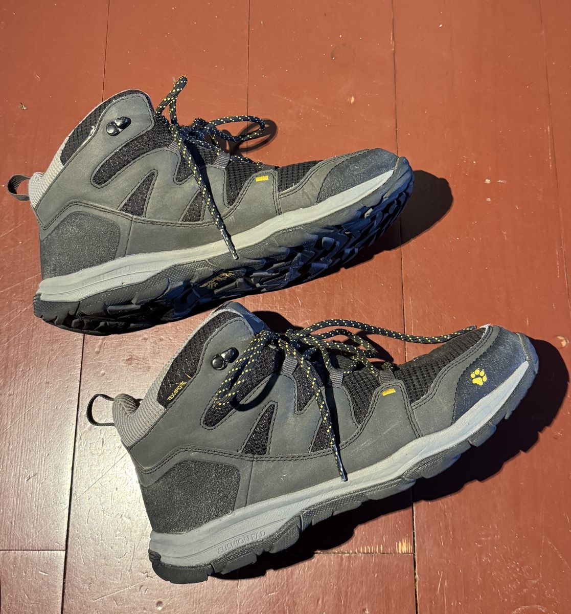 Jack Wolfskin Scarpe per ragazzi: Wanderschuhe Jack Wolfskin 37 – Usato da Zürich venduto da profumo 2