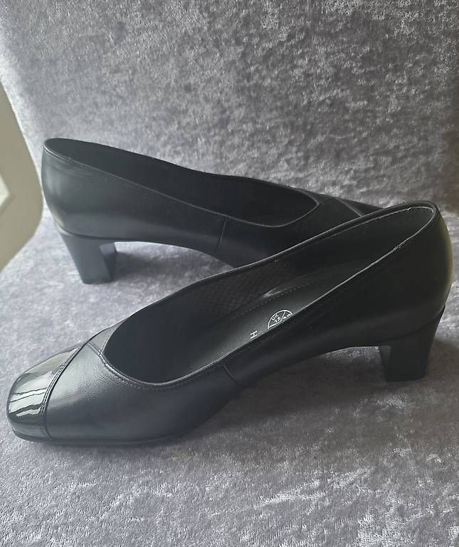 Scarpe da donna: ARA Pumps 41,5 – Usato da Seewen SO venduto da wit_6lph