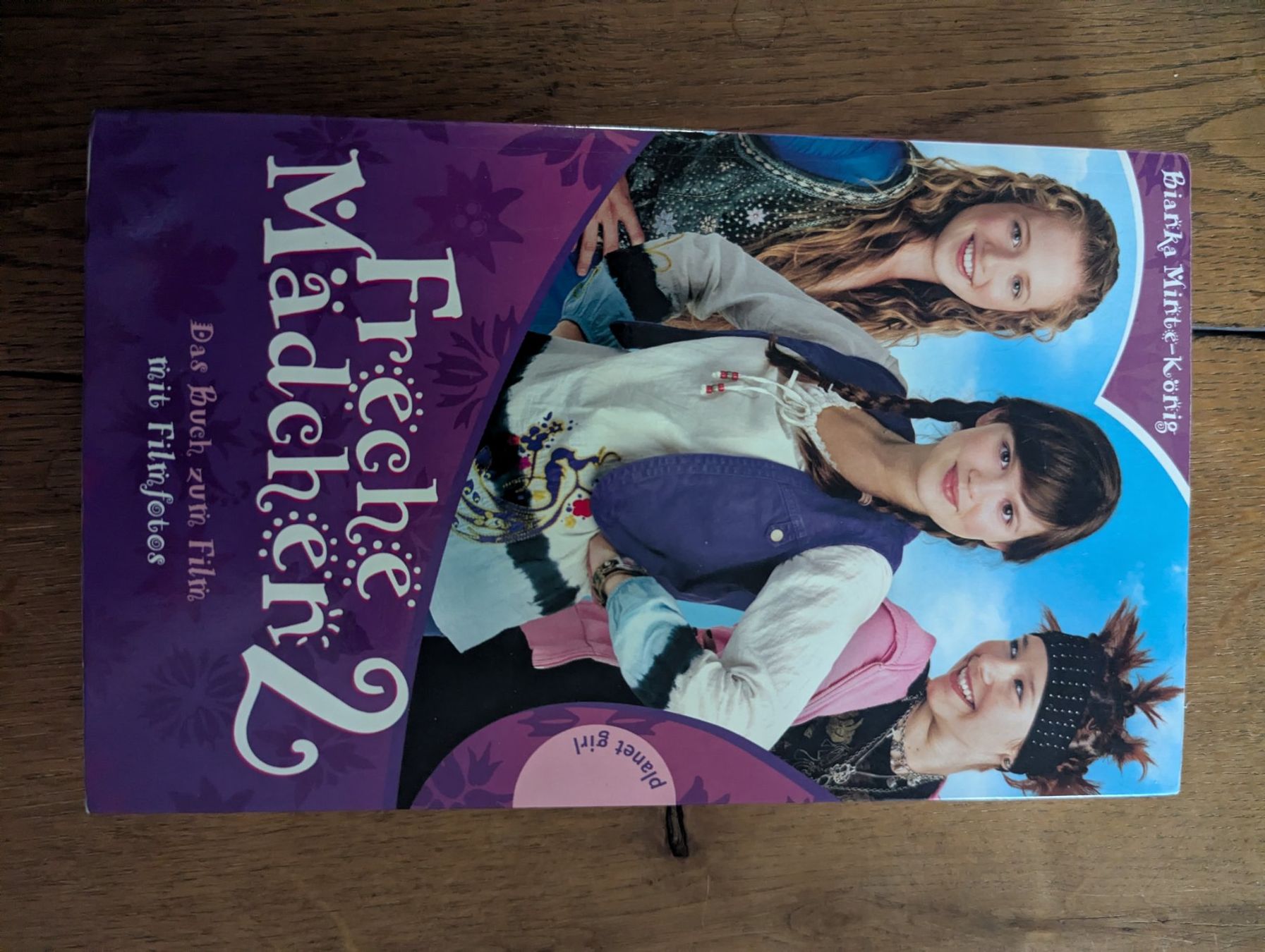 Bücher: Freche Mädchen 2 Buch – Gebraucht aus Wangen ZH von Nadja056