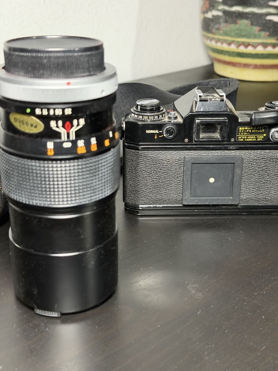 Canon Kamera: Canon EF Analogkamera (1973) mit 2 Objektiven – Gebraucht aus Zürich von fio_hcd2 2