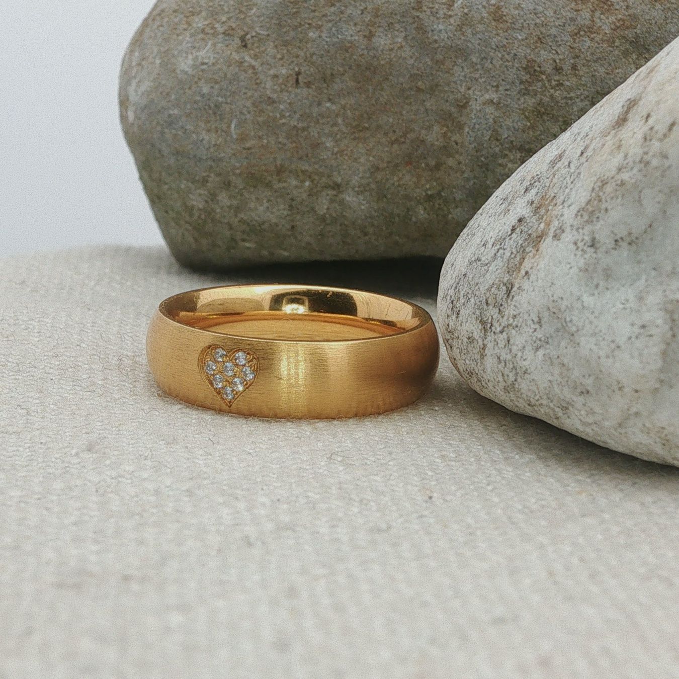 Olga Ribler Bagues: Edelstahl 6 mm  Ring mit Herz Ringgrösse 56 – Neuf (Voir description) à Luzern par Schmuckoutlet 4