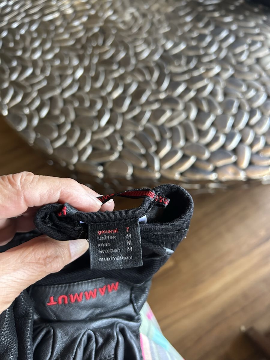 Mammut Guanti & manicotti: Mammut Lederhandschuhe Grösse M – Usato da Oberrieden venduto da SolarisZH 2