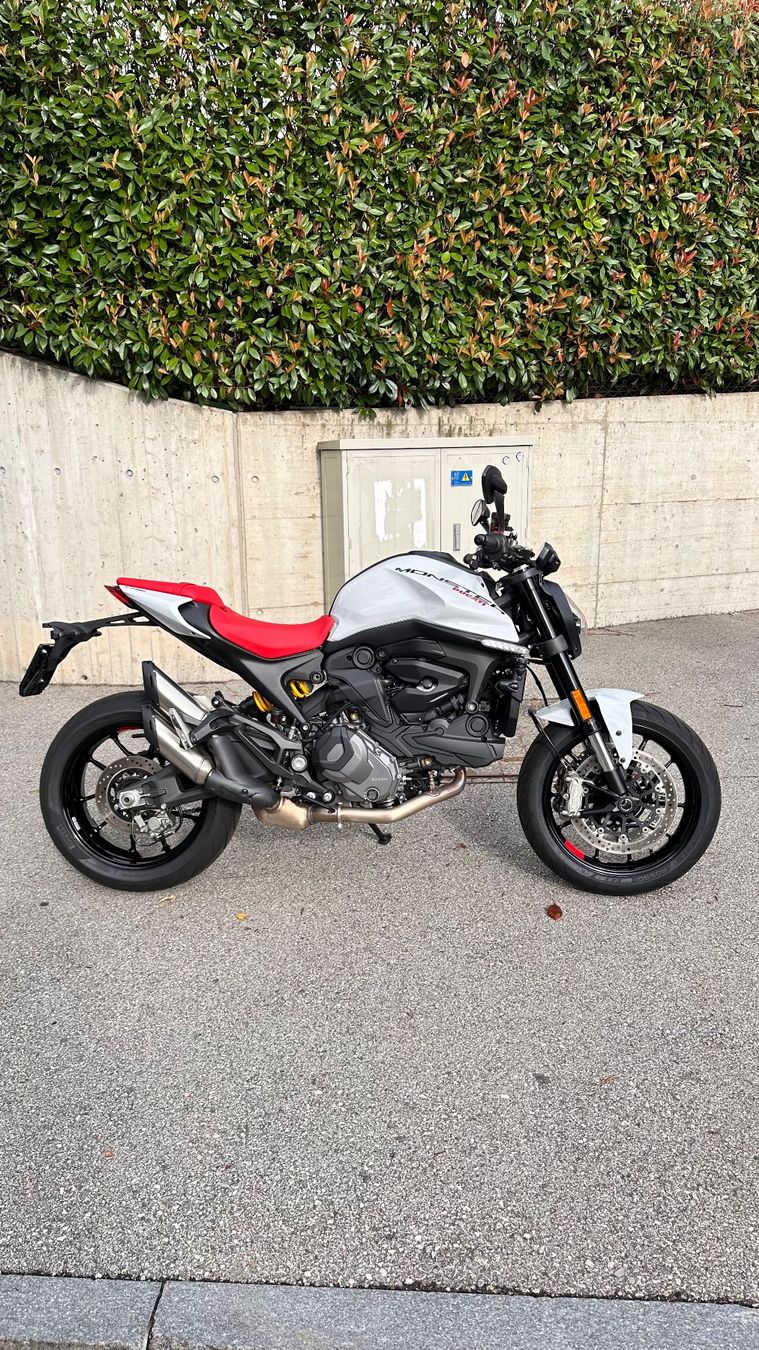 Ducati Strada: Ducati monster – Usato da Bioggio venduto da Vespascout 4